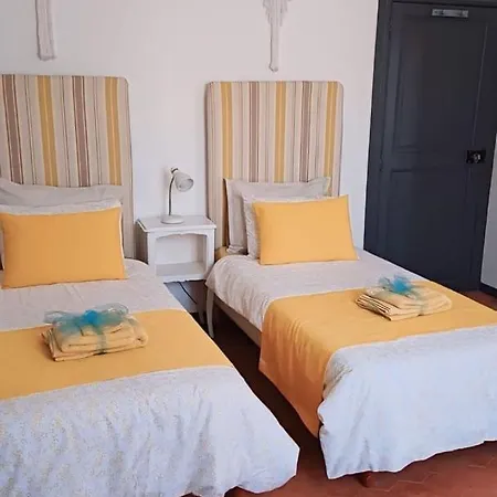 Carnot : Charmante Maison Vigneronne En Centre Historique 게스트하우스