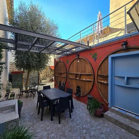 Guest house Carnot : Charmante Maison Vigneronne En Centre Historique *